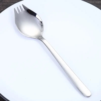 Elevate your table with eco-friendly elegance. These lightweight, durable wheat straw plates are perfect for everyday dining or stylish gatherings.