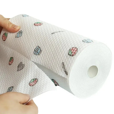 Breathable and gentle cotton face wash towel, ideal for daily skincare and household cleaning tasks.