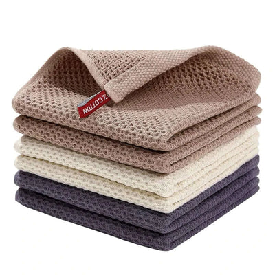 Breathable and gentle cotton face wash towel, ideal for daily skincare and household cleaning tasks.