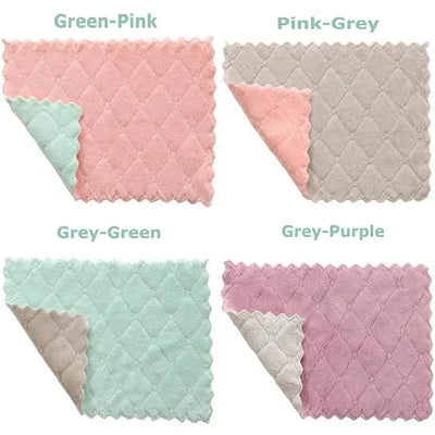Breathable and gentle cotton face wash towel, ideal for daily skincare and household cleaning tasks.