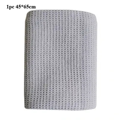 Breathable and gentle cotton face wash towel, ideal for daily skincare and household cleaning tasks.