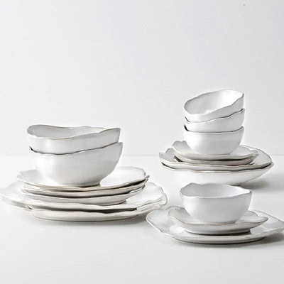 Elegant black porcelain plates with gold rim finish.