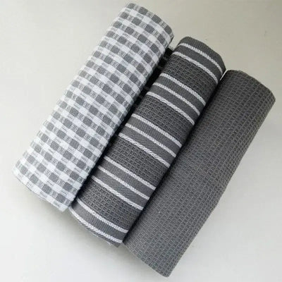 Breathable and gentle cotton face wash towel, ideal for daily skincare and household cleaning tasks.