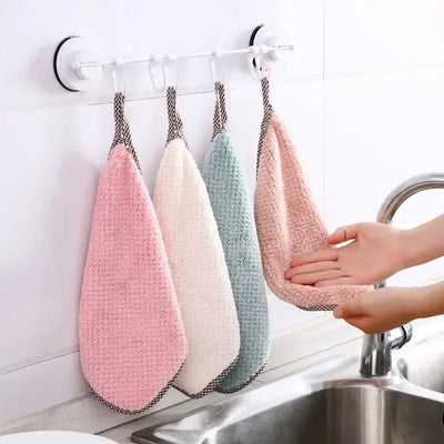 Hangable absorbent dish cloths for household cleaning