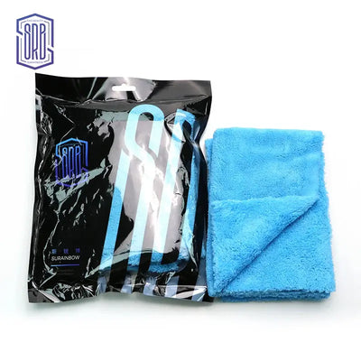 Breathable and gentle cotton face wash towel, ideal for daily skincare and household cleaning tasks.