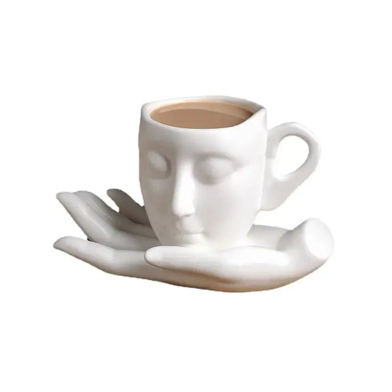 Sip in style with these 260ML retro ceramic coffee cups. Featuring abstract art designs, they’re perfect for elevating your latte or tea moments.