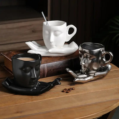 Sip in style with these 260ML retro ceramic coffee cups. Featuring abstract art designs, they’re perfect for elevating your latte or tea moments.