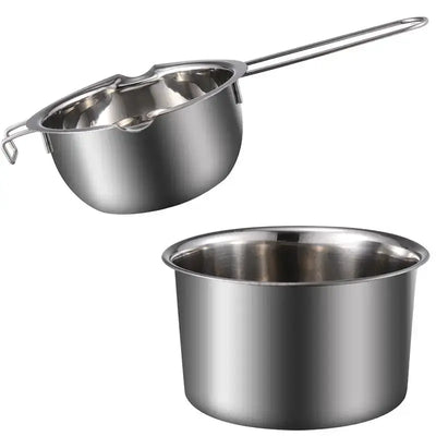 Melt chocolate, wax, or cheese with ease using this chic stainless steel double boiler. Safe, stylish, and perfect for precise, gentle heating.